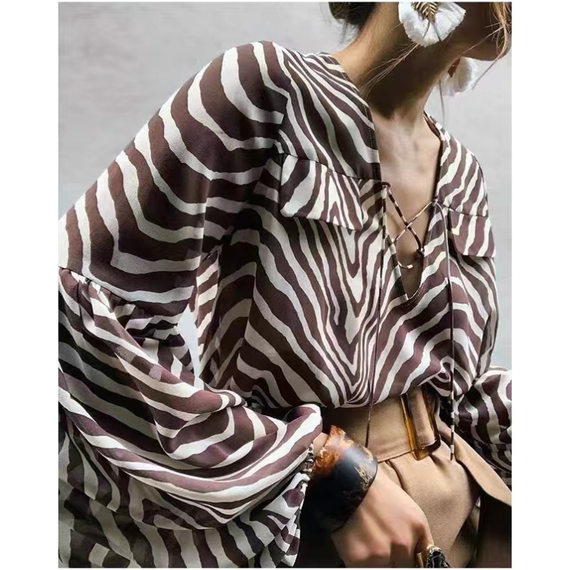 2023 new women's fashion all-match slim striped spinning printed long-sleeved tie-up shirt